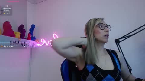 Scarlett online show from 20, 11, 2025