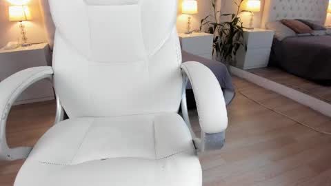 Bunny  online show from 15, 12, 2025