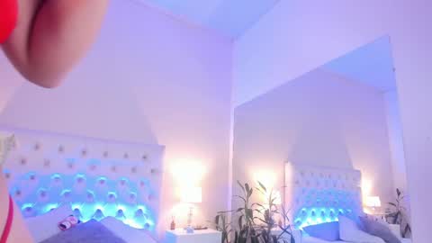 Snapshot of scarlett_bunnyy_ chatting on 24, 4, 2026 Bunny online show from 24, 4, 2026