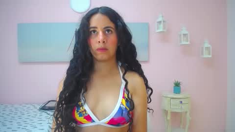 Scarlett online show from 3, 2, 2026