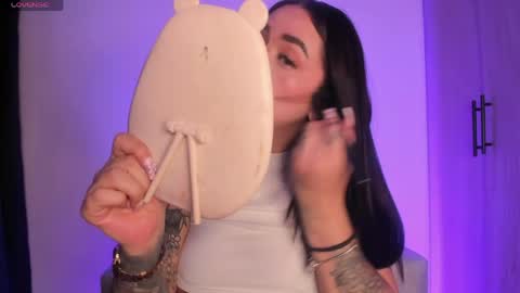 SCARLETT COLLINS online show from 7, 4, 2026