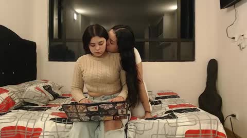 Scarlett and Jazmin online show from 11, 2, 2025