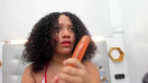 scarlett_fox20 online show from 25, 1, 2025