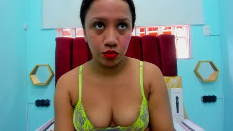 Snapshot of scarlett_fox20 chatting on 20, 2, 2026 scarlett_fox20 online show from 20, 2, 2026