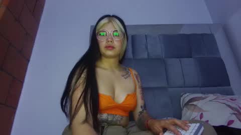 Snapshot of scarlett_johhns chatting on 2, 10, 2025 scarlett_johhns online show from 2, 10, 2025