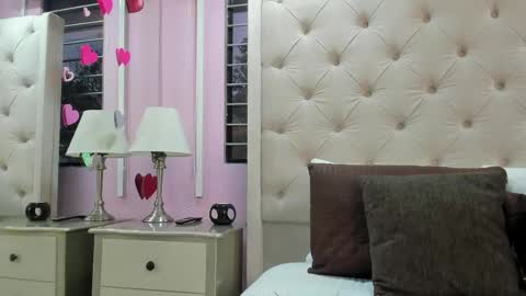 Snapshot of scarlett_leblanc_ chatting on 17, 4, 2026 scarlett_leblanc_ online show from 17, 4, 2026