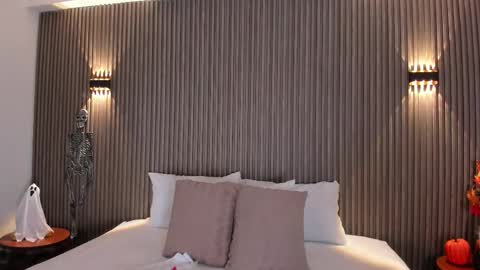 Mon to Sat 545pm to 1030pm col online show from 22, 10, 2025