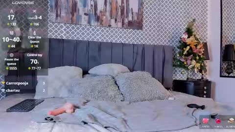 Snapshot of scarlett_moore_ chatting on 22, 12, 2024 Scarlett online show from 22, 12, 2024