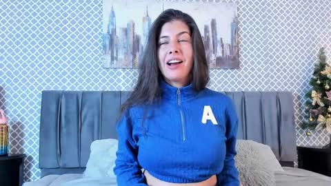 Snapshot of scarlett_moore_ chatting on 6, 1, 2025 Scarlett online show from 6, 1, 2025