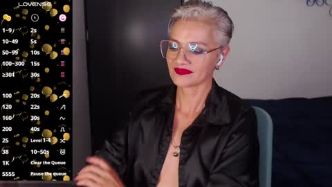 Snapshot of scarlett_paris chatting on 10, 1, 2025 Scarlett online show from 10, 1, 2025