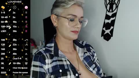 Snapshot of scarlett_paris chatting on 20, 1, 2025 Scarlett online show from 20, 1, 2025
