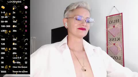 Snapshot of scarlett_paris chatting on 11, 2, 2025 Scarlett online show from 11, 2, 2025