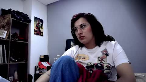 Snapshot of scarlett_sen chatting on 1, 5, 2026 Mistress Scarlett online show from 1, 5, 2026