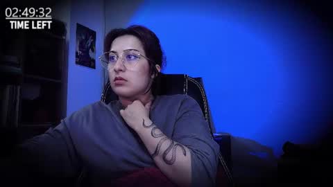 Snapshot of scarlett_sen chatting on 16, 6, 2026 Mistress Scarlett online show from 16, 6, 2026