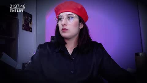 Snapshot of scarlett_sen chatting on 15, 7, 2026 Mistress Scarlett online show from 15, 7, 2026