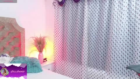 scarlett_star01 online show from 6, 4, 2026