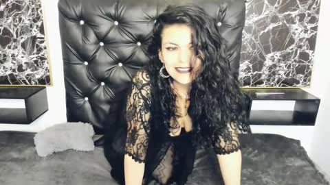 Scarlett online show from 13, 2, 2025