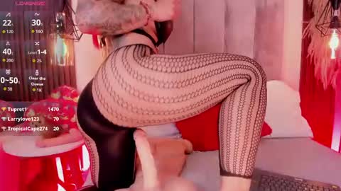 scarlettbusty  online show from 14, 6, 2026