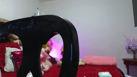 Scarlette online show from 4, 12, 2024