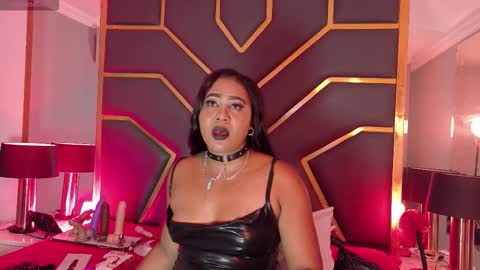 Scarlett Hot online show from 8, 11, 2025