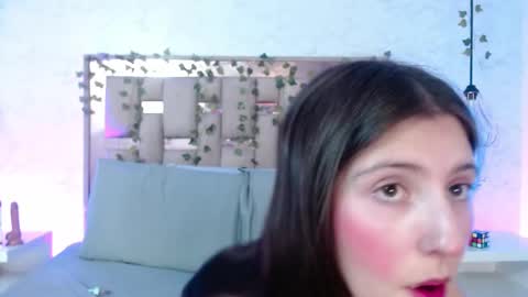 Scarlet online show from 9, 9, 2025