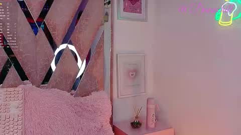 Scarlett  online show from 21, 9, 2025