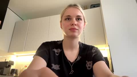 Scarlett online show from 7, 7, 2026