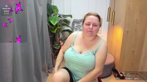 Snapshot of scarlettsoft chatting on 26, 12, 2024 Scarlett online show from 26, 12, 2024
