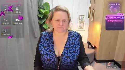 Scarlett online show from 14, 12, 2025