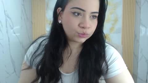 Scarlett  online show from 17, 11, 2025