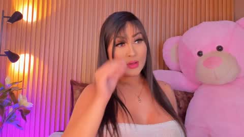 scarlettwallace online show from 1, 12, 2024