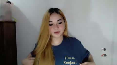 Snapshot of scarletvamp chatting on 4, 10, 2025 scarletvamp online show from 4, 10, 2025