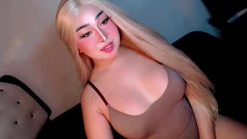 scarllet_thompson08 online show from 26, 3, 2026