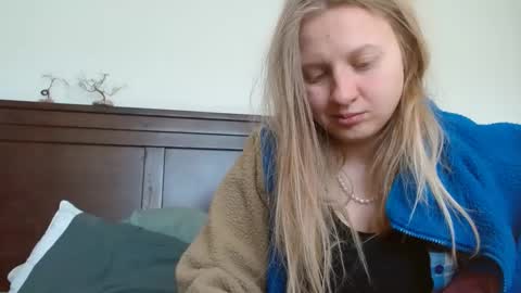 Snapshot of scartit chatting on 3, 2, 2025 ScarTit Bernhard online show from 3, 2, 2025