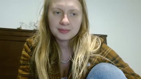 Snapshot of scartit chatting on 8, 2, 2025 ScarTit Bernhard online show from 8, 2, 2025