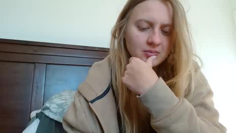 Snapshot of scartit chatting on 8, 3, 2025 ScarTit Bernhard online show from 8, 3, 2025