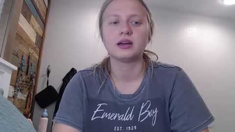 Snapshot of scartit chatting on 19, 4, 2026 ScarTit Bernhard online show from 19, 4, 2026