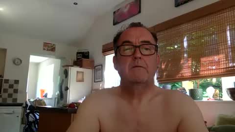 Snapshot of scbiggersballs chatting on 27, 5, 2026 scbiggersballs online show from 27, 5, 2026