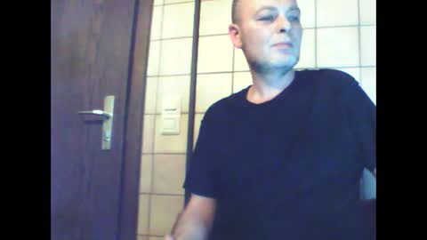 schnibschnab online show from 16, 12, 2025