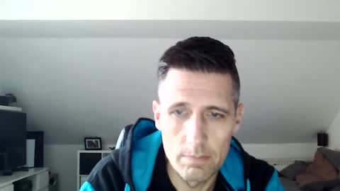 Snapshot of schnuckigeil chatting on 5, 2, 2025 Dildomen online show from 5, 2, 2025