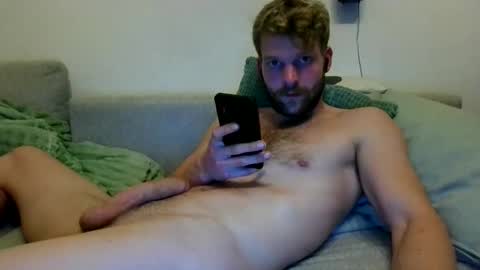 Snapshot of schrilliex chatting on 3, 11, 2025 Scautch online show from 3, 11, 2025