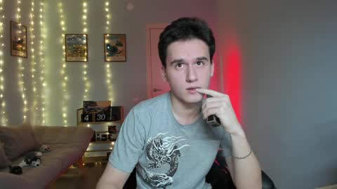 Thomas brunette and Alex blond online show from 16, 12, 2024