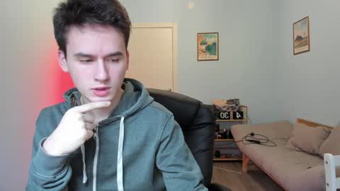 Thomas brunette and Alex blond online show from 3, 2, 2025