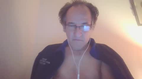 Snapshot of scotchwhieskie chatting on 2, 12, 2024 scotchwhieskie online show from 2, 12, 2024