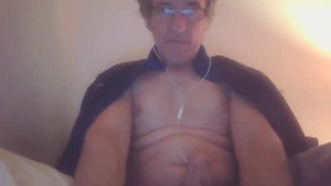 Snapshot of scotchwhieskie chatting on 17, 12, 2024 scotchwhieskie online show from 17, 12, 2024