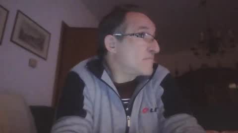 Snapshot of scotchwhieskie chatting on 12, 1, 2025 scotchwhieskie online show from 12, 1, 2025