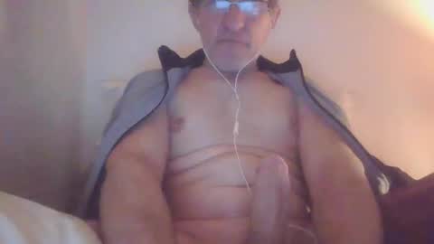 Snapshot of scotchwhieskie chatting on 26, 1, 2025 scotchwhieskie online show from 26, 1, 2025