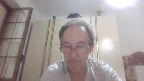 Snapshot of scotchwhieskie chatting on 10, 9, 2025 scotchwhieskie online show from 10, 9, 2025