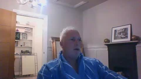 Snapshot of scoti55 chatting on 15, 4, 2026 scoti55 online show from 15, 4, 2026