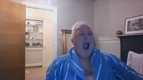 Snapshot of scoti55 chatting on 17, 4, 2026 scoti55 online show from 17, 4, 2026